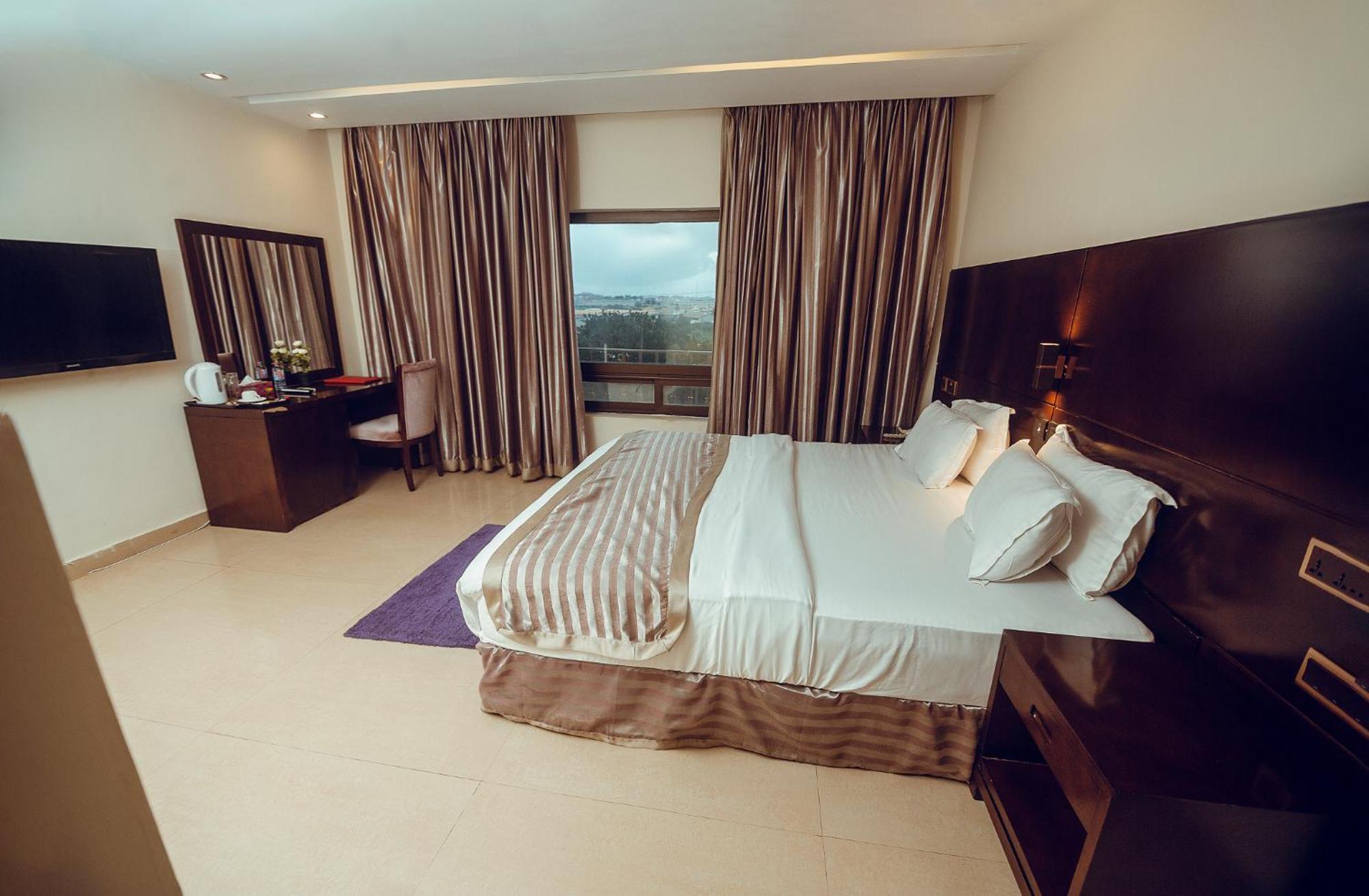 Noble House Hotel Κούμασι Εξωτερικό φωτογραφία