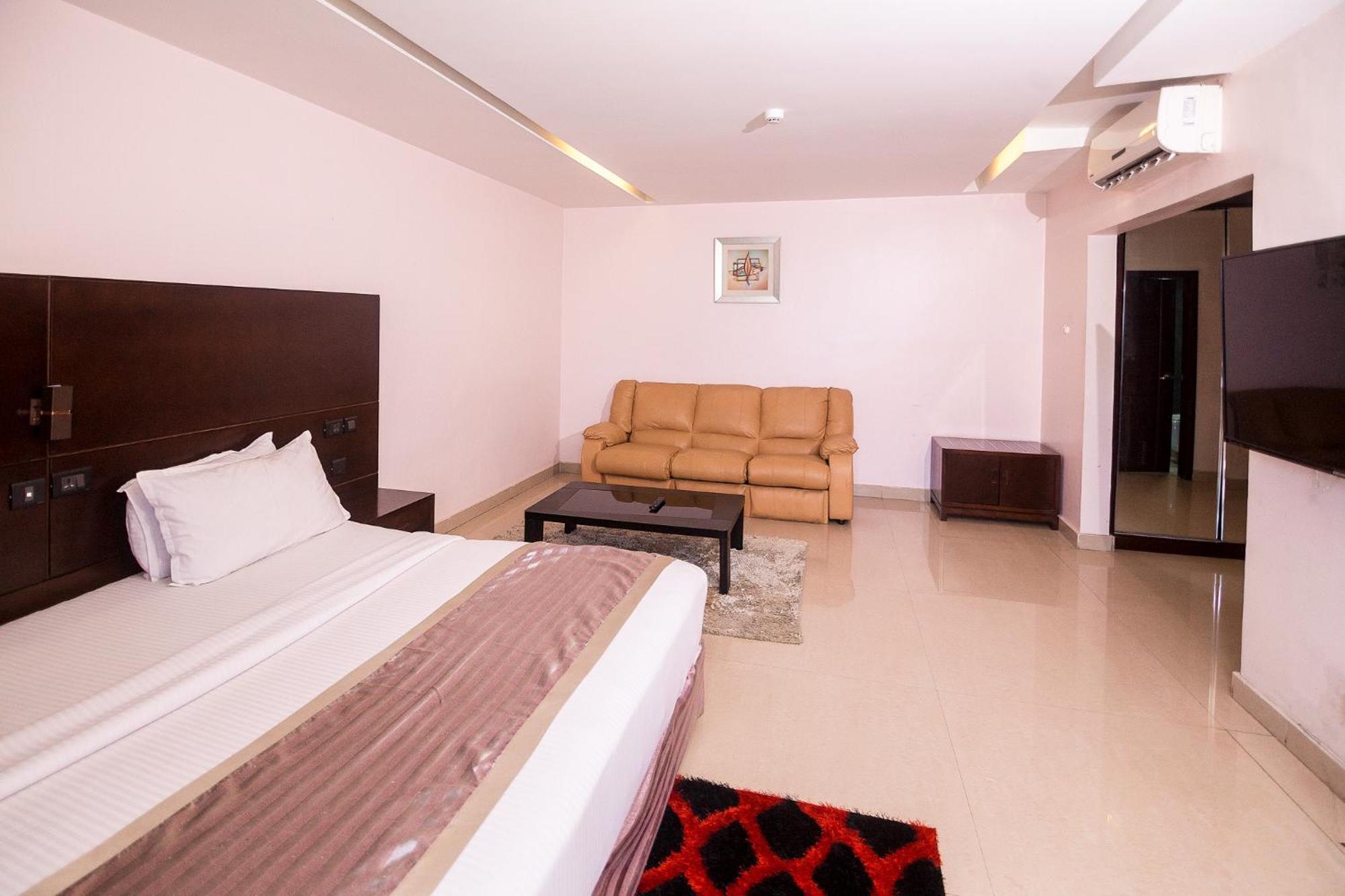 Noble House Hotel Κούμασι Εξωτερικό φωτογραφία