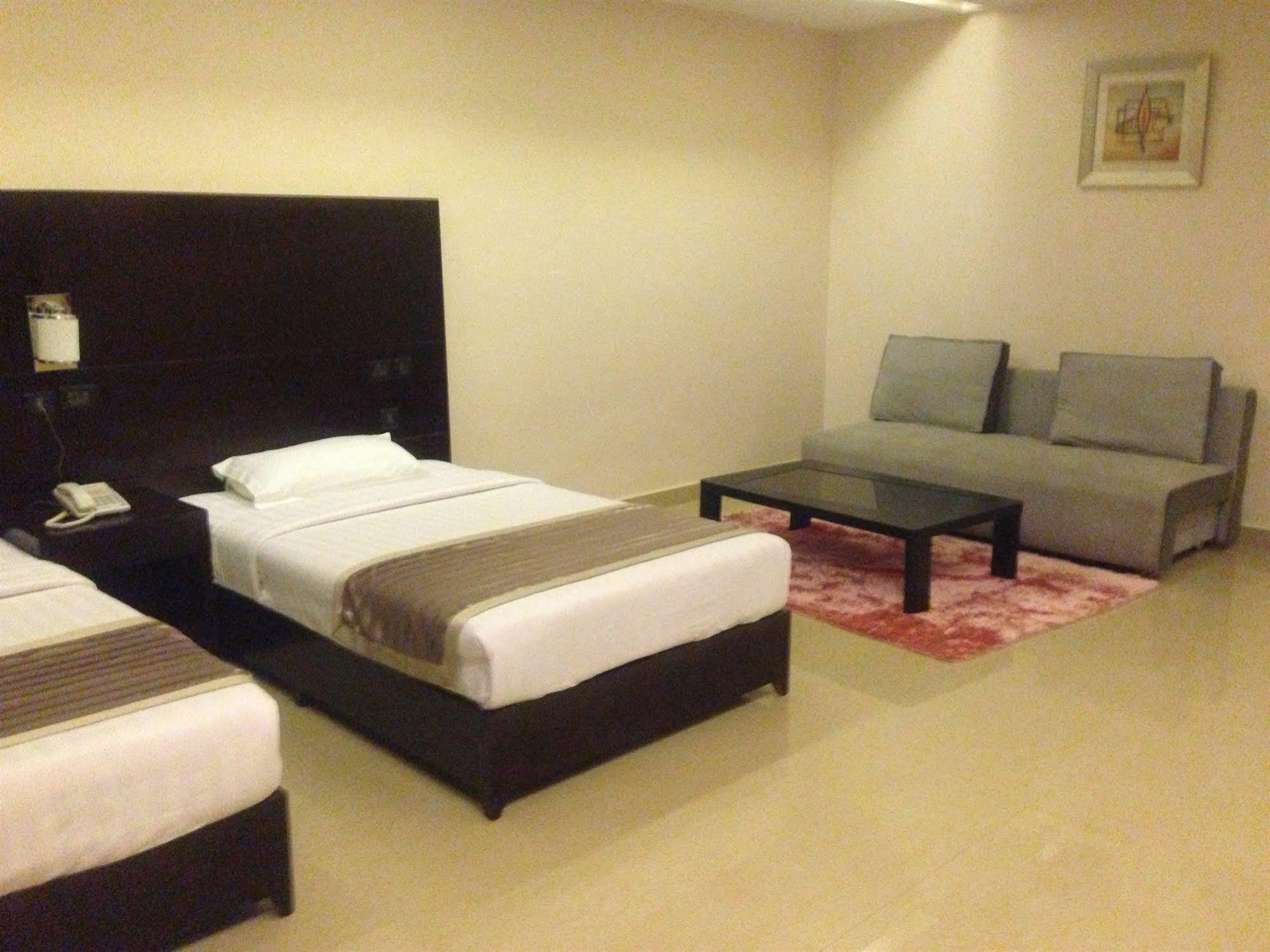 Noble House Hotel Κούμασι Εξωτερικό φωτογραφία