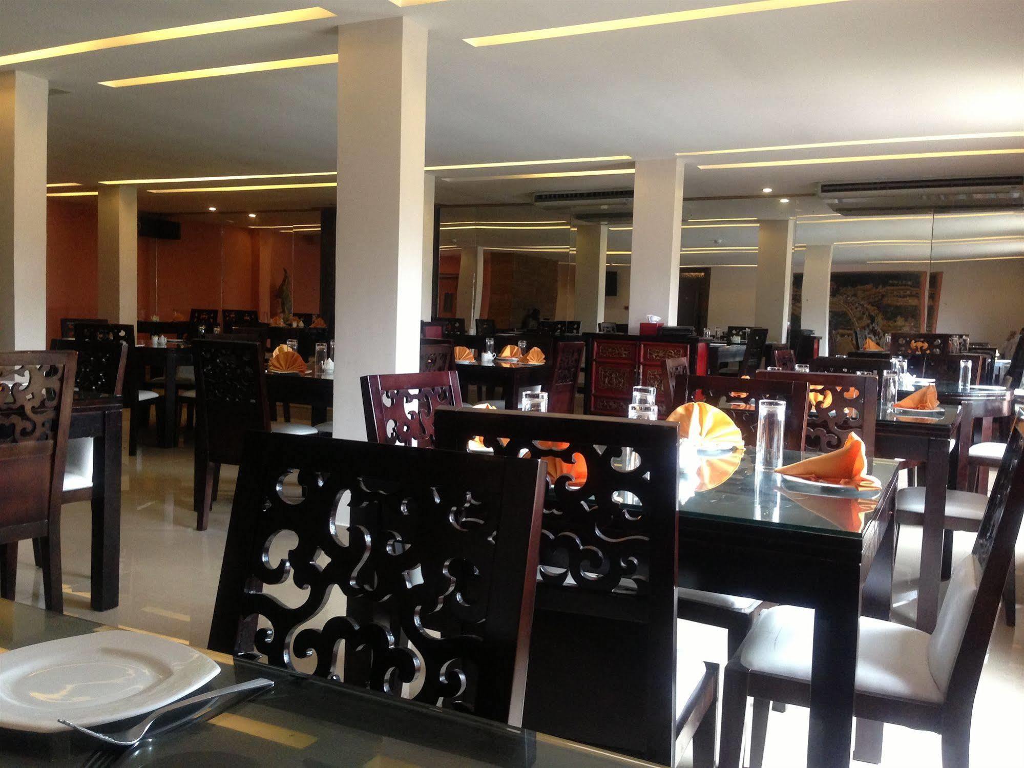 Noble House Hotel Κούμασι Εξωτερικό φωτογραφία