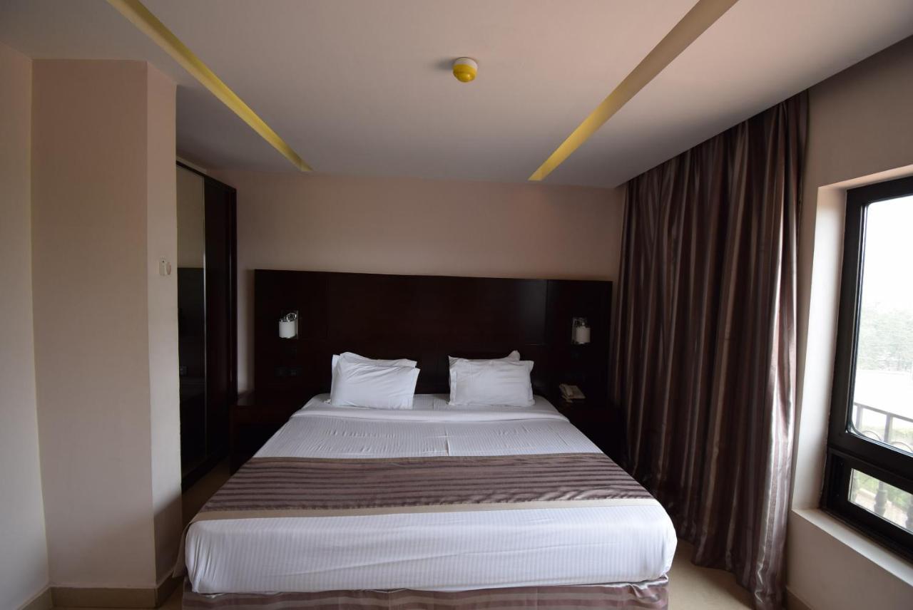Noble House Hotel Κούμασι Εξωτερικό φωτογραφία